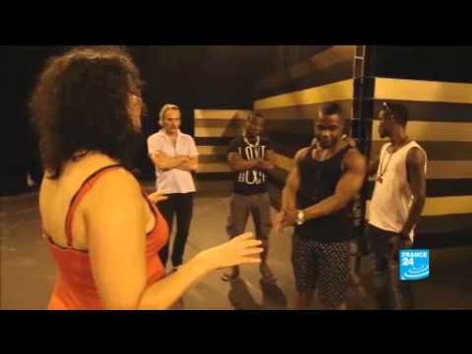 Festival d'Avignon, la crise ivoirienne se rejoue en coupé-décalé (GADOUKOU LA STAR )