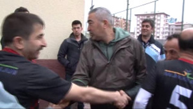 Sivas'ta Şehit Savcı Mehmet Kiraz Anısına Futbol Turnuvası