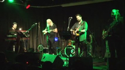 Cahit Berkay ve Emrah Karaca ile Aksde 'Yetmişler' Ruhu