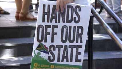 South Africa: Protests erupt after President Zuma sacks ministers