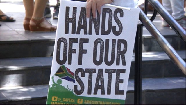 South Africa: Protests erupt after President Zuma sacks ministers