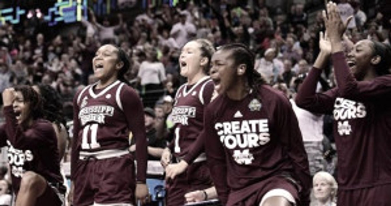 Connecticut Üniversitesi Kadın Basketbol Takımı 111 Maç Sonra Yenildi