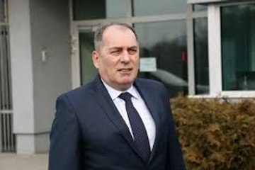 Mektic Dodiku smeta Vucic