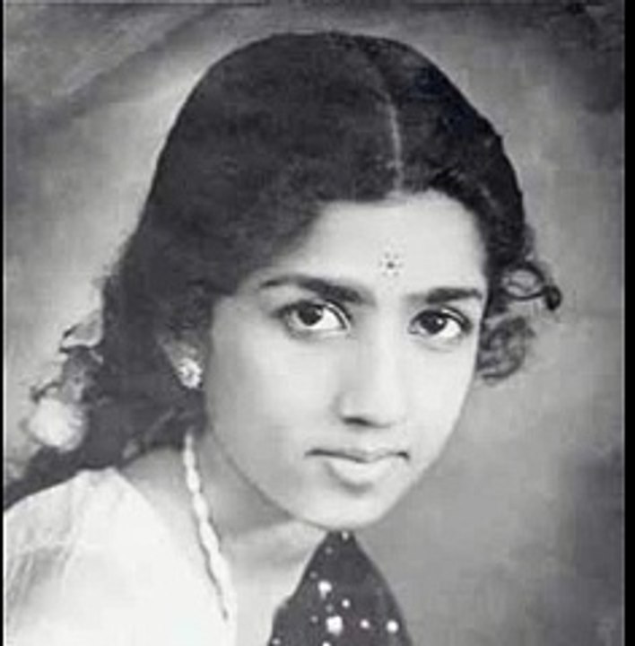 GHUNGROO (1952) - Main Apne Dil Ka Afsana Suna Loon Phir Chale Jana - (Lata Mangeshkar) - (AUDIO)