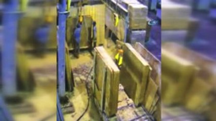 Feci Kaza Kamerada... İşçiler Mermer Blokların Arasına Sıkıştı: 2 Ölü