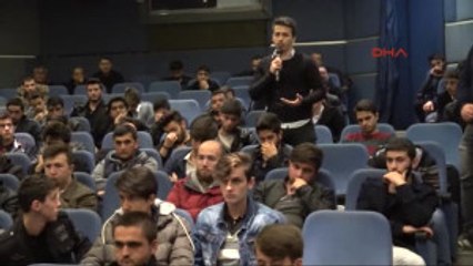 Düzce MHP'li Sancaklı: Iki Kişi Aynı Şeyi Yapmış, Birisi Hain, Birisi Hala Mecliste