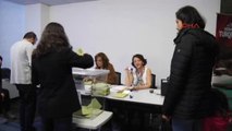 Amerika'daki Türkler Oy Kullanmaya Başladı