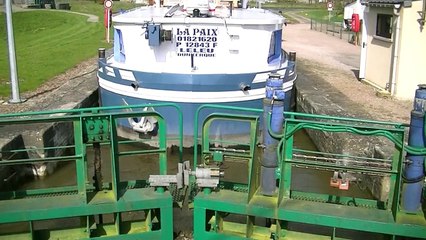 CURAGE CANAL DE LA  SAMBRE A L'OISE  MARS  2017