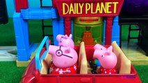 STORY WITH PEPPA PIG FIELD TRIP TO IMAGINEXT SUPER HERO FLIGHT CITY WITH GEORGE  BATMAN & SUPERMAN-vc2WR2r0Q0c