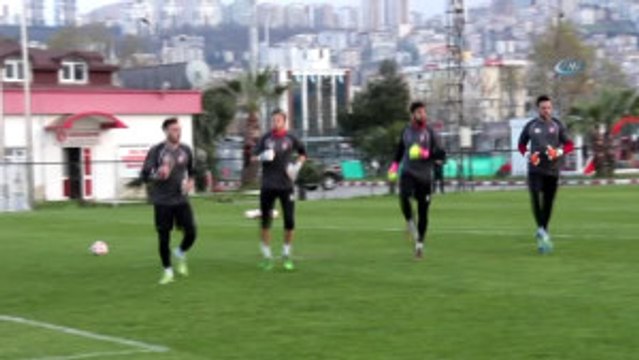 Özköylü: İlk Yarıdaki Takım ile Bu Takım Arasında Dağlar Kadar Fark Var