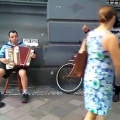 Batman Dançando No Ritmo da Sanfona