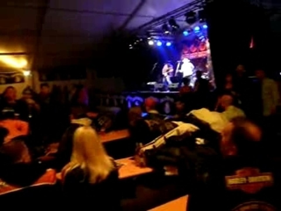 Faak am See / im Zelt mit Musik