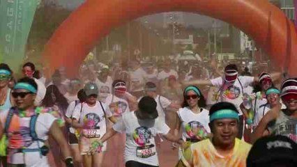 Bangkok celebra la quinta edición de su 'carrera de colores'