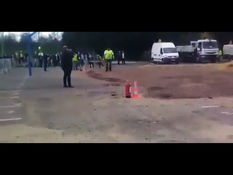 explosion in Paris suburb injures 20 people