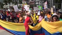 Colombianos de Miami protestaron contra el presidente Santos