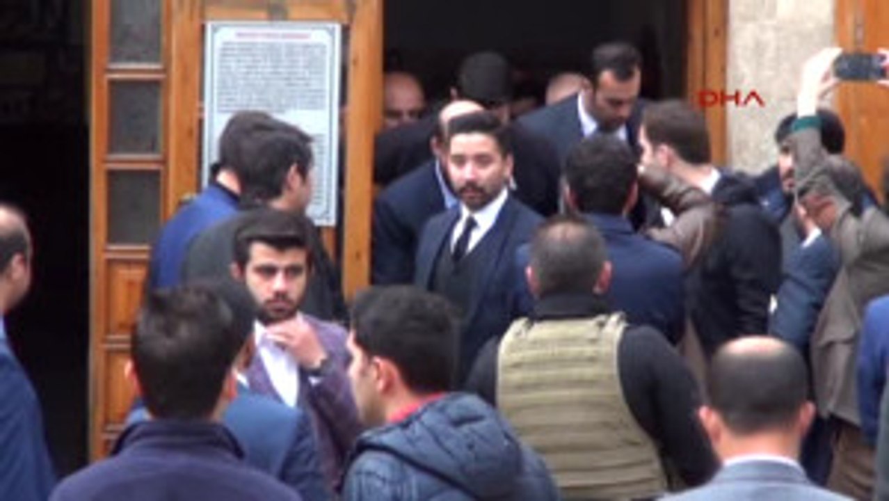 Şanlıurfa Bilal Erdoğan Balıklı Gölü Ziyaret Etti