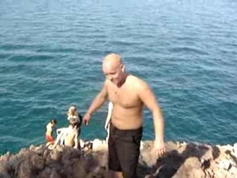 saut aux falaises à cannes ça puire la merde lol