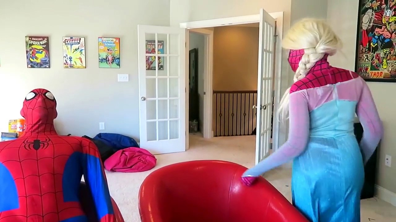 Gelli Baff SLIME! Superhero Superstars - Spiderman vs Joker  w_ Frozen Elsa, Batman, Pink Spidergirl-zH03OUKOIt8