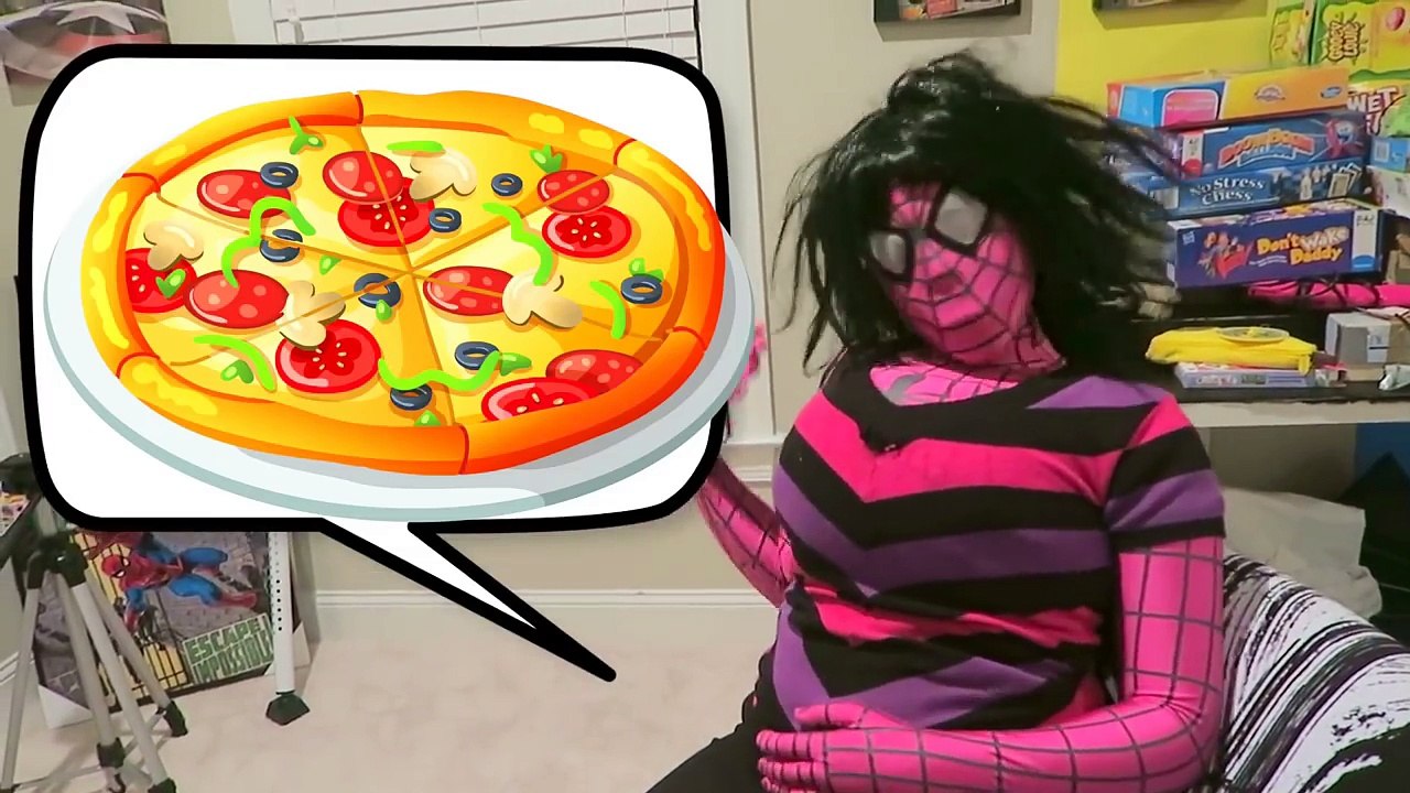 Superhero Superstars HAUNTED GHOST! - Spiderman vs Venom with Joker, Frozen Elsa, Pizza, Batman-uvJ4fwAwLCg