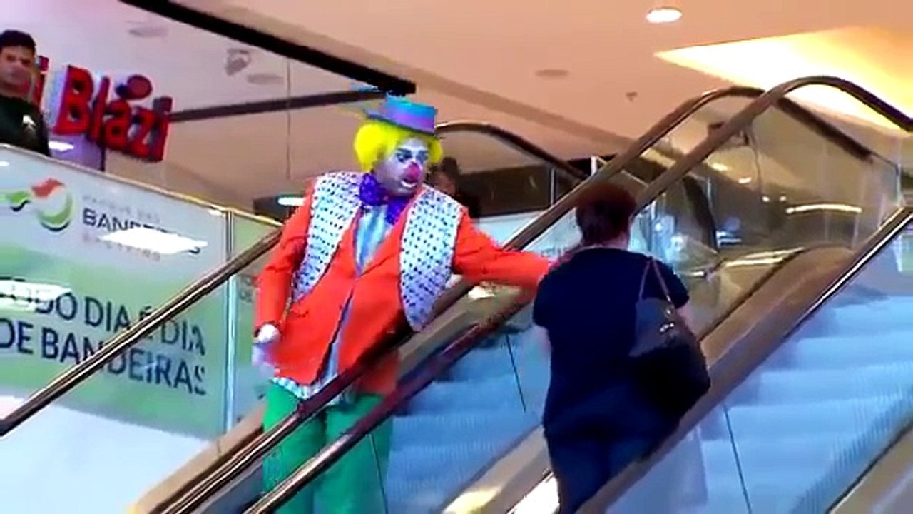 Funny Escalator Video - Funny Video