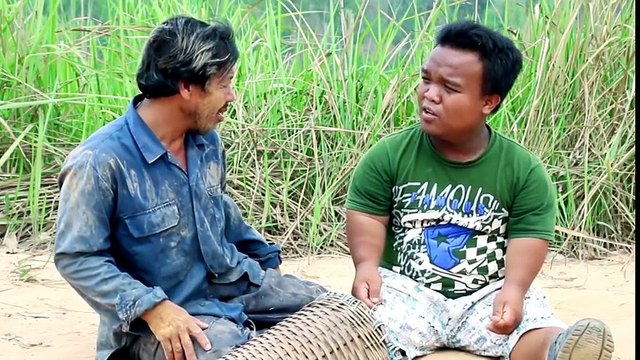 Koos Loos Noj Hmoov. 19