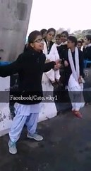 DESI GIRLS HOT SONG SING IN COLLEGE 2017 INDIAN COLLEGE GIRL . MMS LEAKED VIDEO 2017 . PAKISTAN GIRL WITH BOY FRIEND IN JUNGLE .