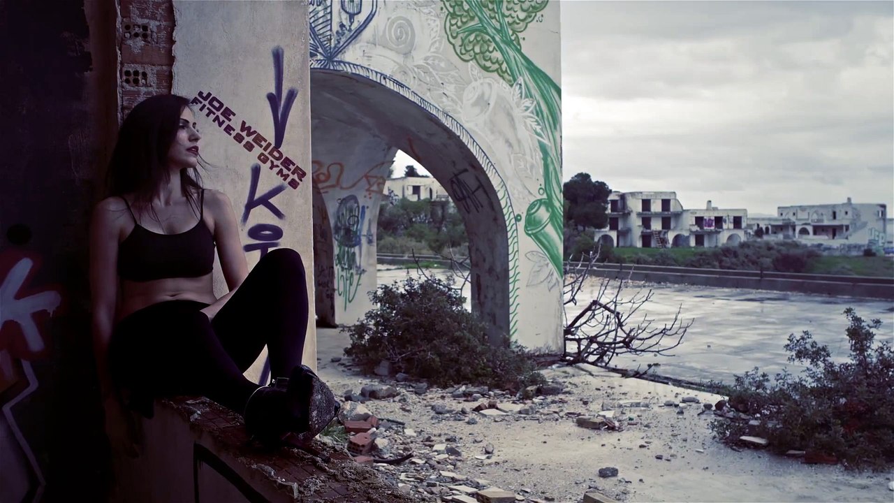 Ελισάβετ Σπανού - Ο Τελευταίος Άνθρωπος