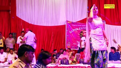 सपना का सबसे अलग डांस कभी नहीं देखा होगा ¦ Sapna Ka English Medium Song - Latest Haryanvi song 2017