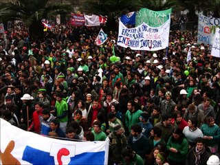 LES PROJETS DE L'ORDRE MONDIAL AURORE ROUGE