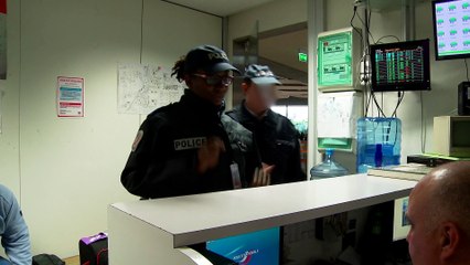 Vanessa, adjointe de sécurité à la police aux frontières de Roissy - Charles de Gaulle (95)