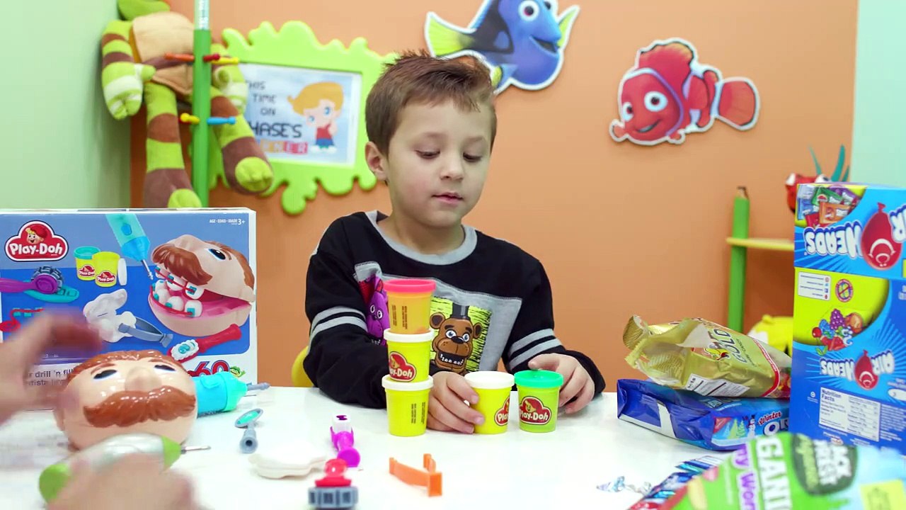 Chases Corner - SCARY DENTIST   GIANT CANDY! PLAYDOH FNAF DOCTOR DRILL n FILL TEETH (#4