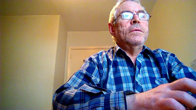 Липкин Генa Lipkin Genna исполняет караоке «Песенка о хорошем настроении