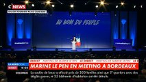 En meeting à Bordeaux, Marine Le Pen prend pour cible les médias et fait huer BFM TV par le public