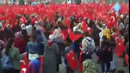 Erdoğan Kayseri'yi gelmedi ama meydan afişleriyle donatıldı