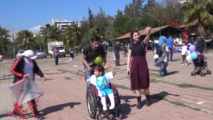 Antalya Otizmli Çocuklar Için Uçurtma Şenliği