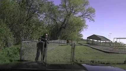 Il n'aurait pas du enfermer cette vache... Enervée la bete