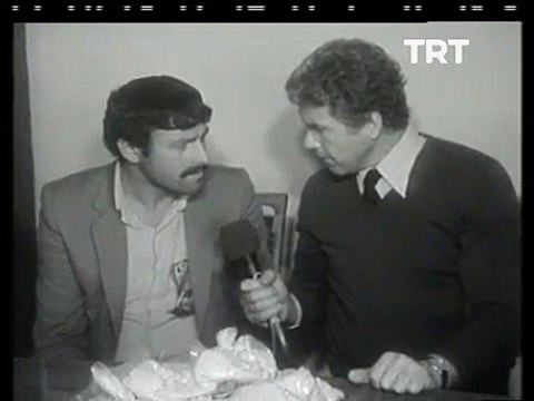 Uğur Dündar'a Uyuşturucu Sattığını TDK yetkilisi gibi anlatan satıcı