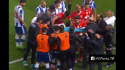 Jonas choca com Nuno Espírito Santo (01-04-2017)