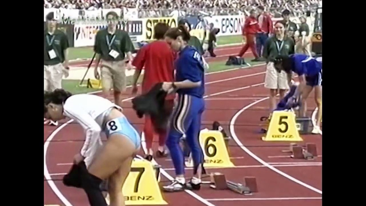 Alenka Bikar - Classic Sports Beauty