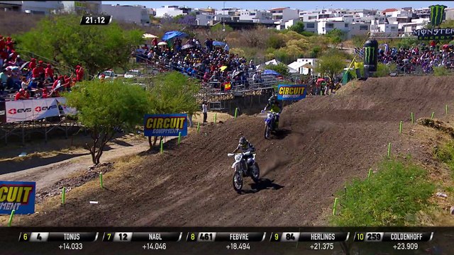 MXGP of Leon - Mexico MXGP Race 2 Arnaud Tonus passes Max Nagl