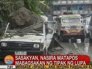 UB: Sasakyan, nasira matapos mabagsakan ng tipak ng lupa sa Baguio City
