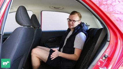 2017 Kia Picanto Review-qQZWK41mP6k