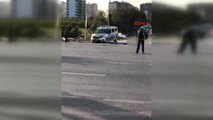 Mersin'in Mezitli Ilçesi'nde Polis Aracına Bombalı Saldırı Düzenlendi. Olayda 2 Polis Yaralandı.