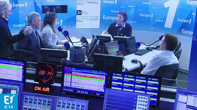 TEASER - Nicolas Sarkozy est venu saluer Henri Guaino