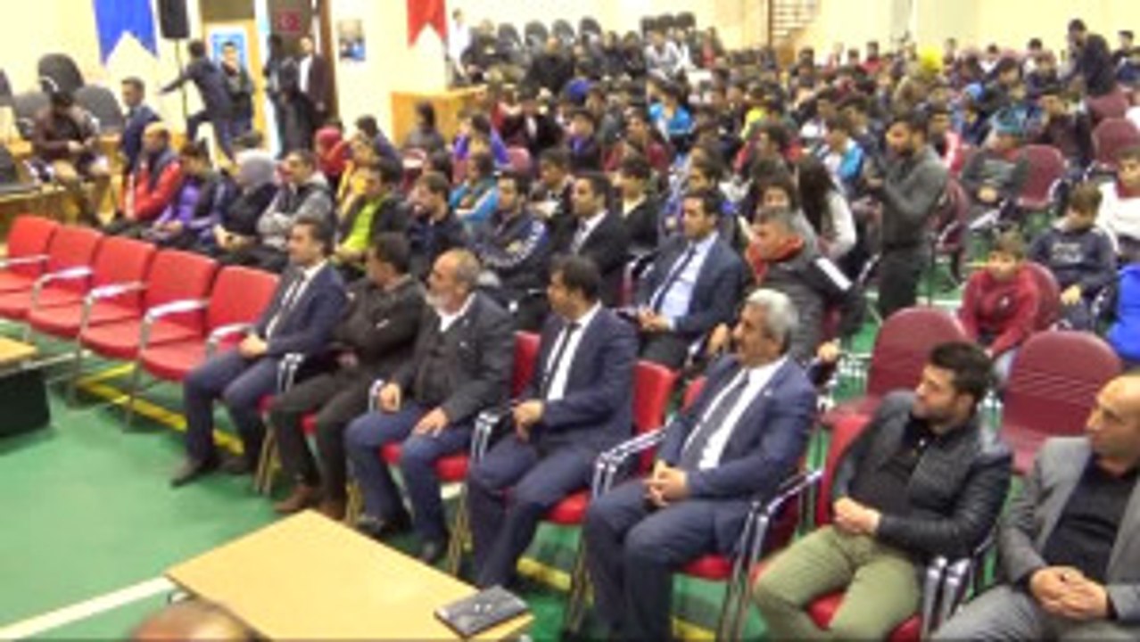Sporun Mutfağındakiler Gençlerle Buluştu