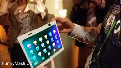 Omg I Really Want That Phone Or Whatever Is This