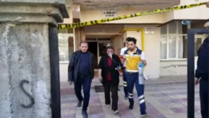 Adıyaman'da Bir Banın 5. Katında Çıkan Yangın Korkuttu... 1 Kişi Dumandan Zehirlendi
