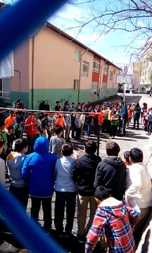 Saglık İşçileri Sendikası İlkokulu Ve Ortaokuluu. Futboolll. Macı 6 C. 6 D