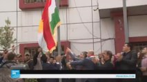 رفع أعلام كردستان العراق فوق المباني الرسمية في كركوك