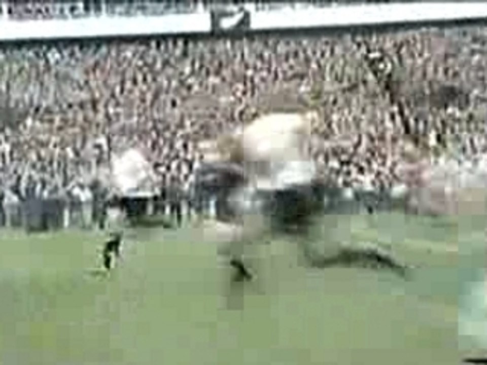 All black Jonah Lomu